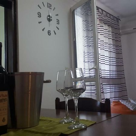Apartment Tijana Сутоморе Екстериор снимка