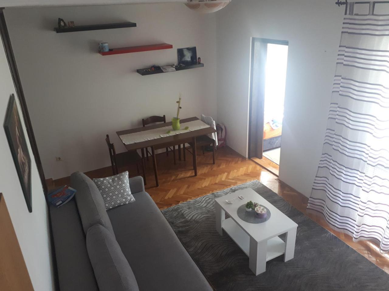 Apartment Tijana Сутоморе Екстериор снимка