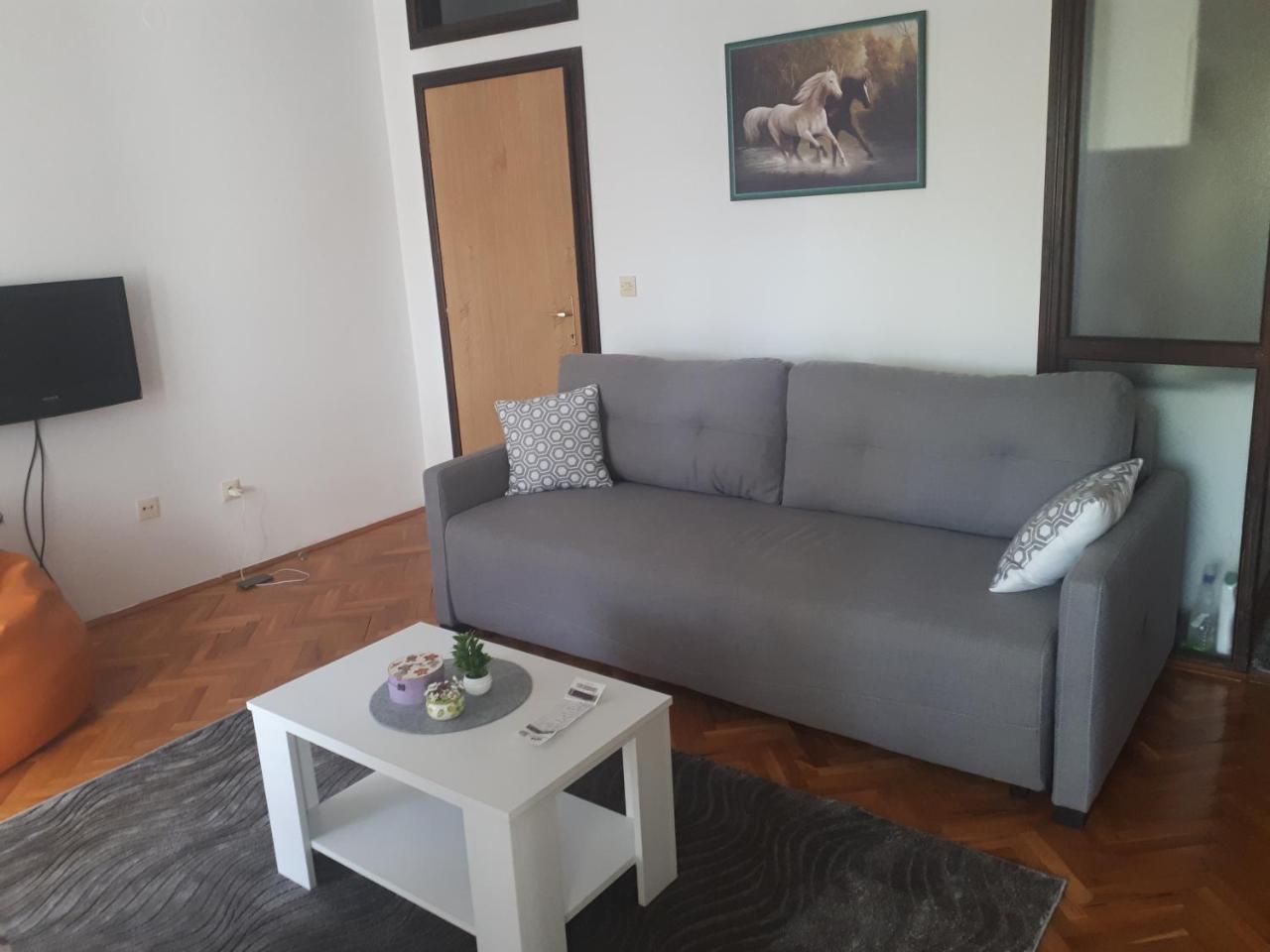 Apartment Tijana Сутоморе Екстериор снимка