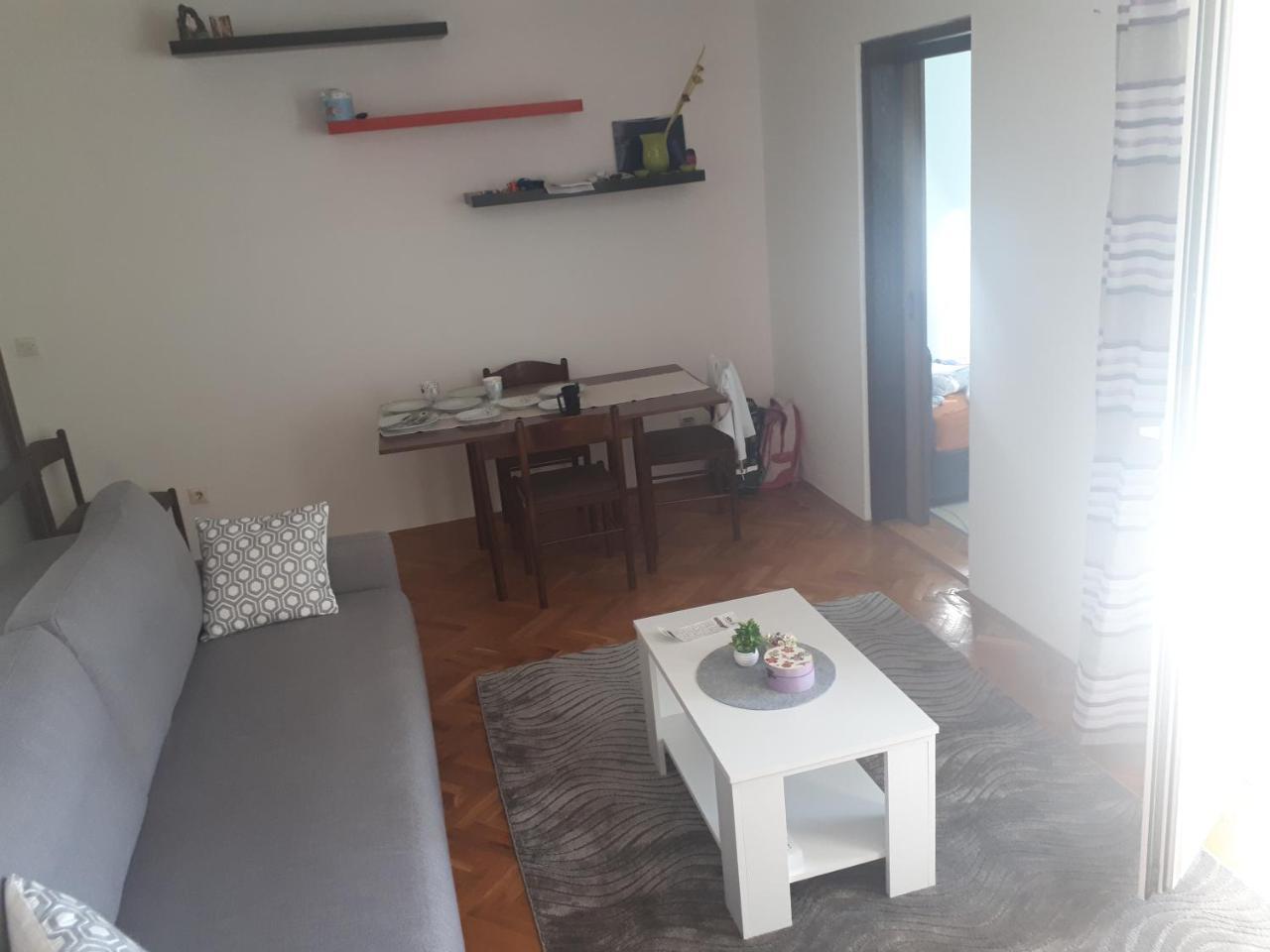 Apartment Tijana Сутоморе Екстериор снимка