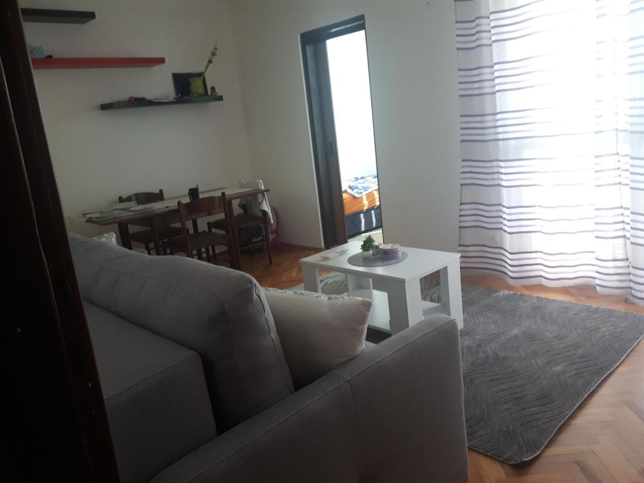 Apartment Tijana Сутоморе Екстериор снимка