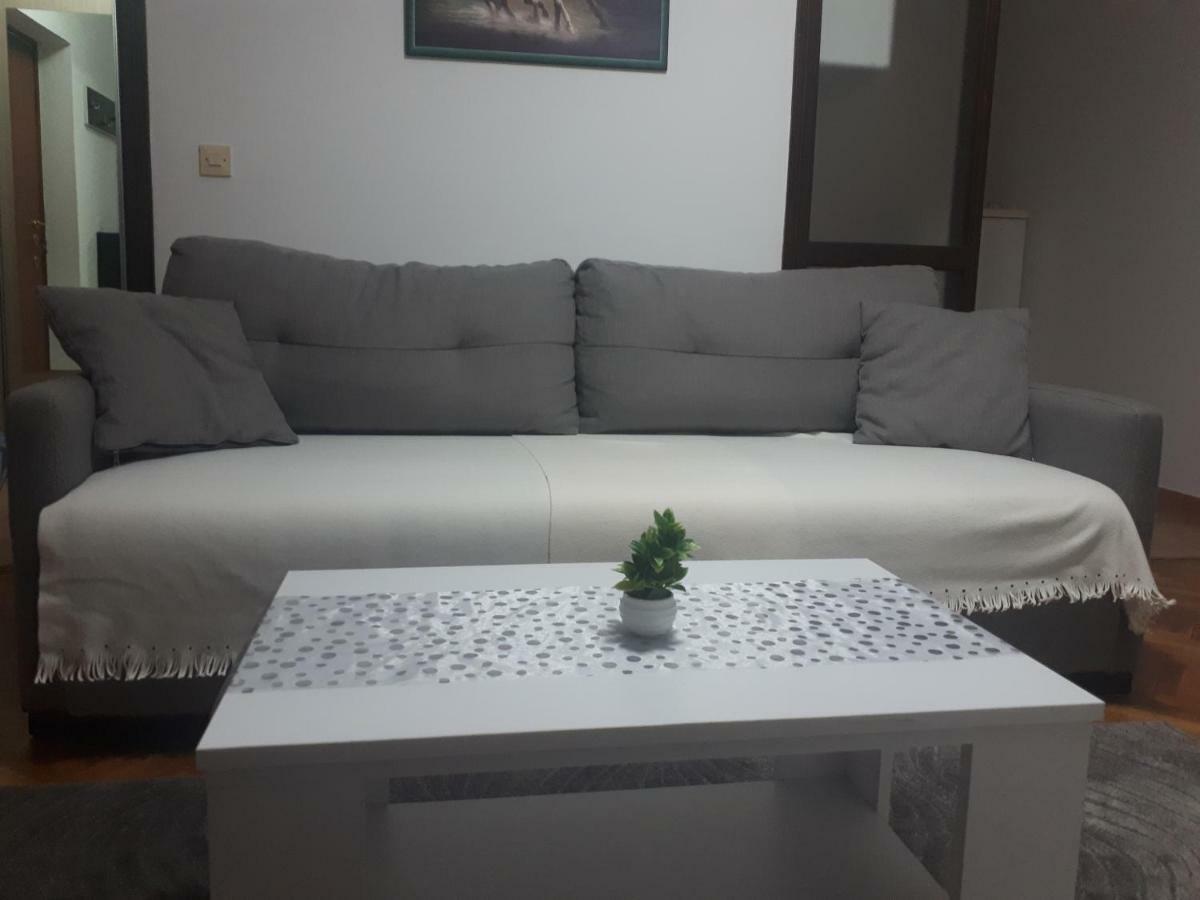 Apartment Tijana Сутоморе Екстериор снимка